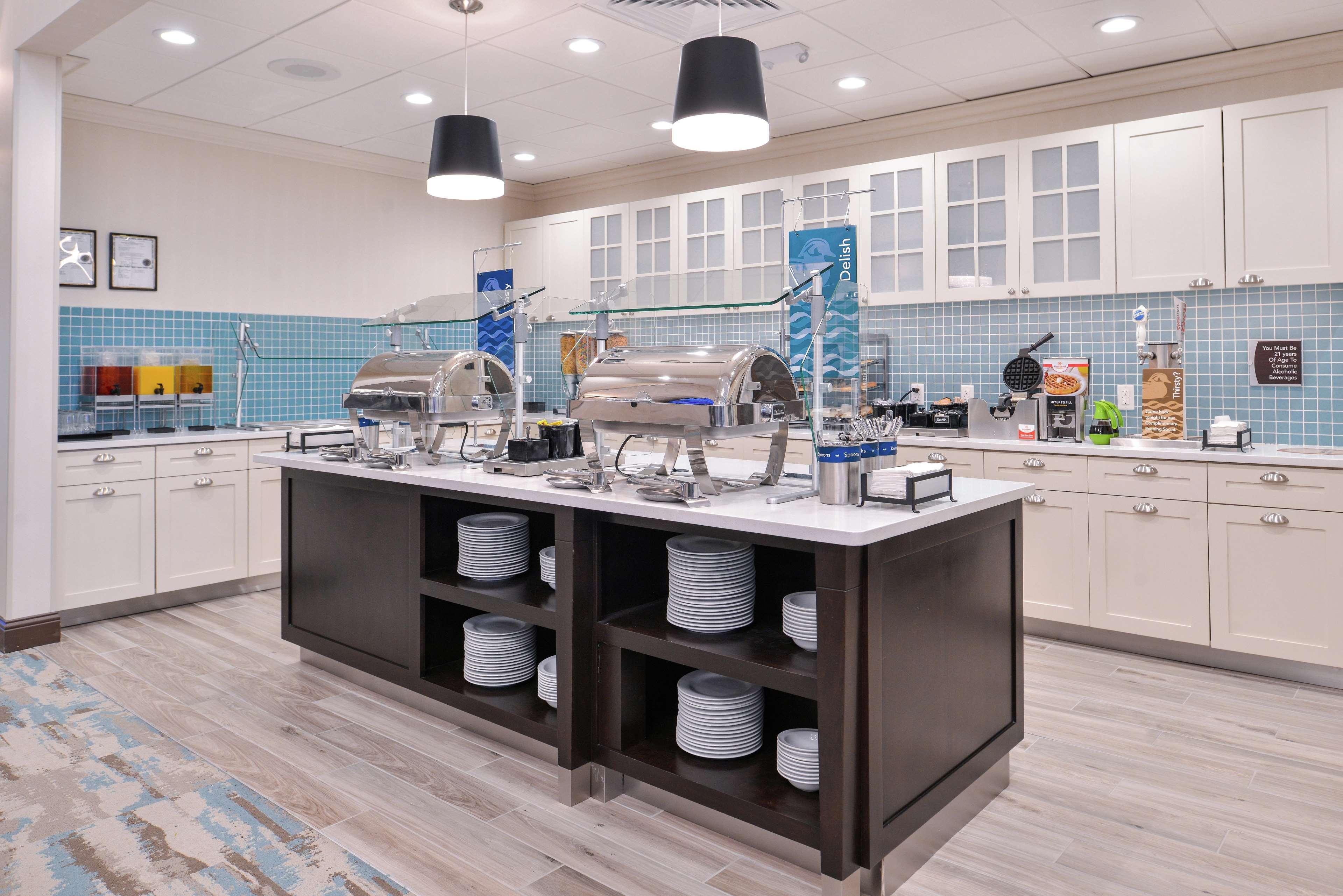 Homewood Suites Des Moines Airport Buitenkant foto